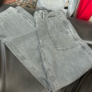 ZARA GREY HIGH WAISTED JEANS!
